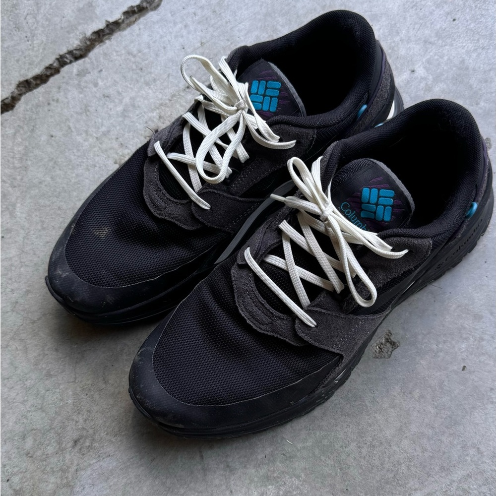 Columbia - Techlite Walking Shoes - Men’s size 10 - Used